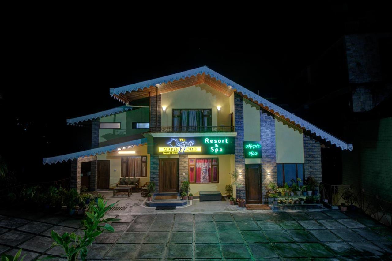 Maplewood Hotel & Spa Gangtok Exterior photo